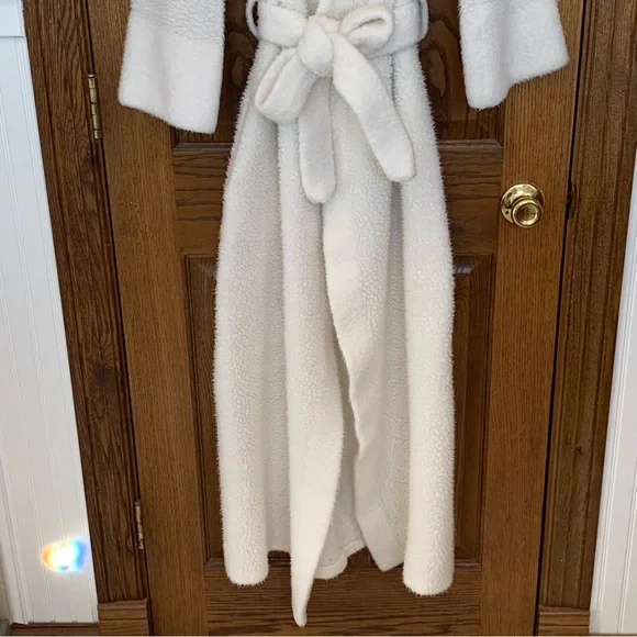 Vintage Sears Fuzzy Robe - Picture 3 of 12